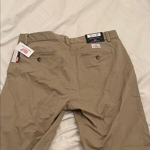 Vineyard Vines “Breaker Pant” for Men